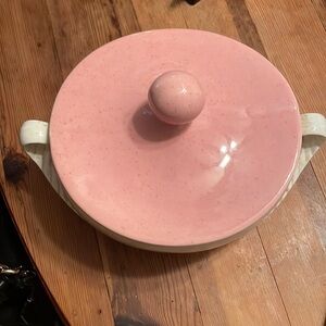Vintage covered Casserole dish with an amazing pink lid
